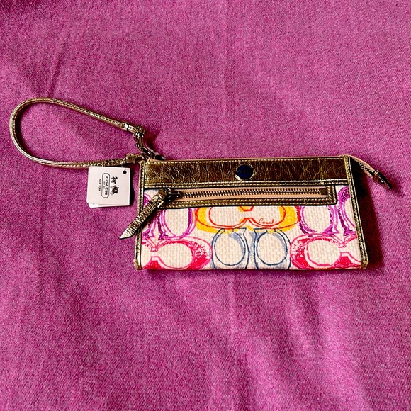 Coach Signature Logo Scribble Print Wristlet Wallet Gold Leather nwt - Picture 3 of 15